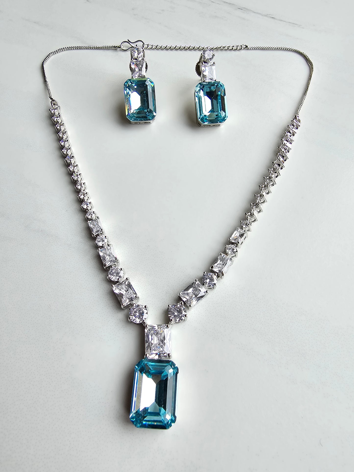 Leona Crystal & Zircon Necklace Set