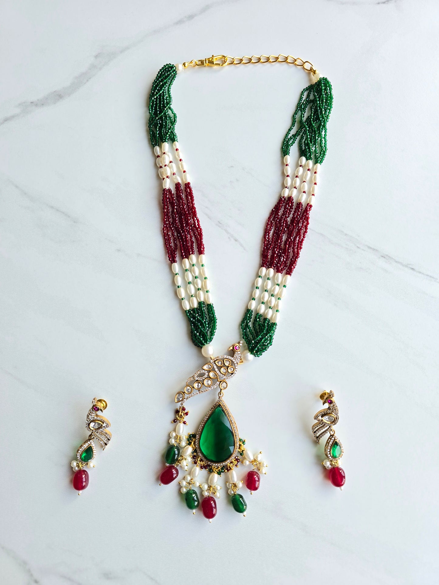 Nyssa Peacock Hydrobeads Necklace Set