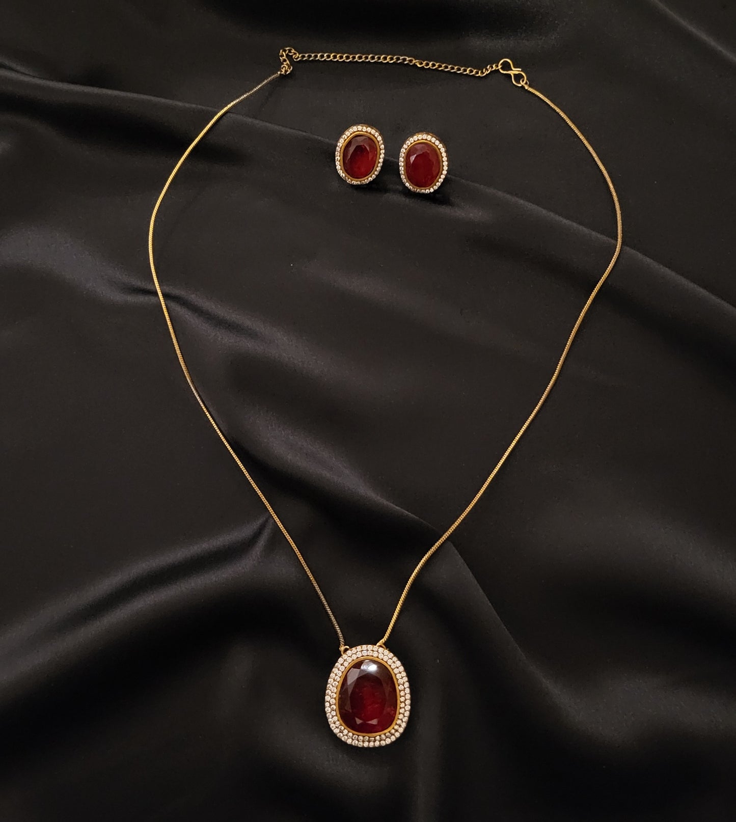 Pendant Set