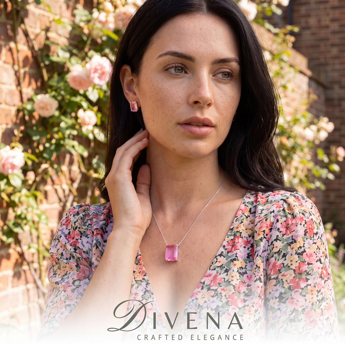 Pippa Doublet Stone Pendant Set