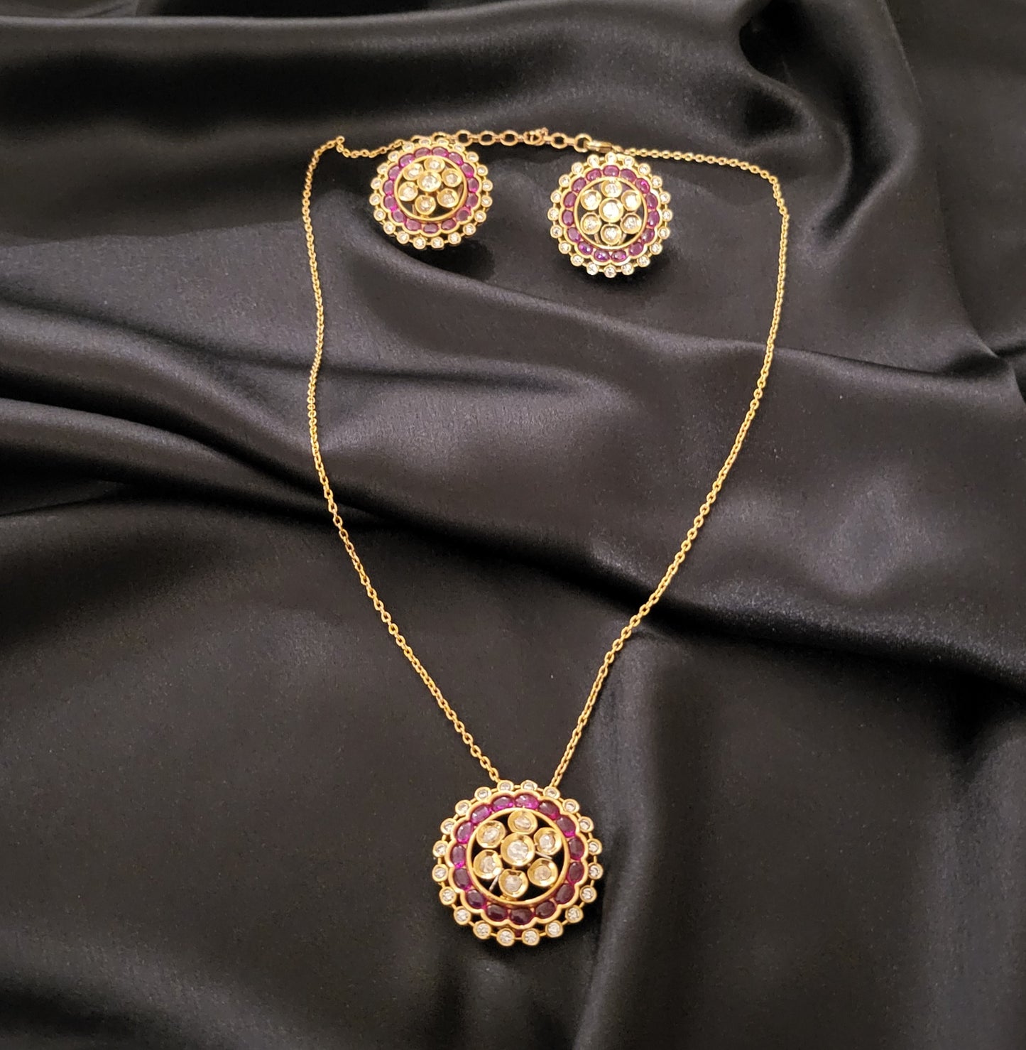 Kyra Polki Pendant Set