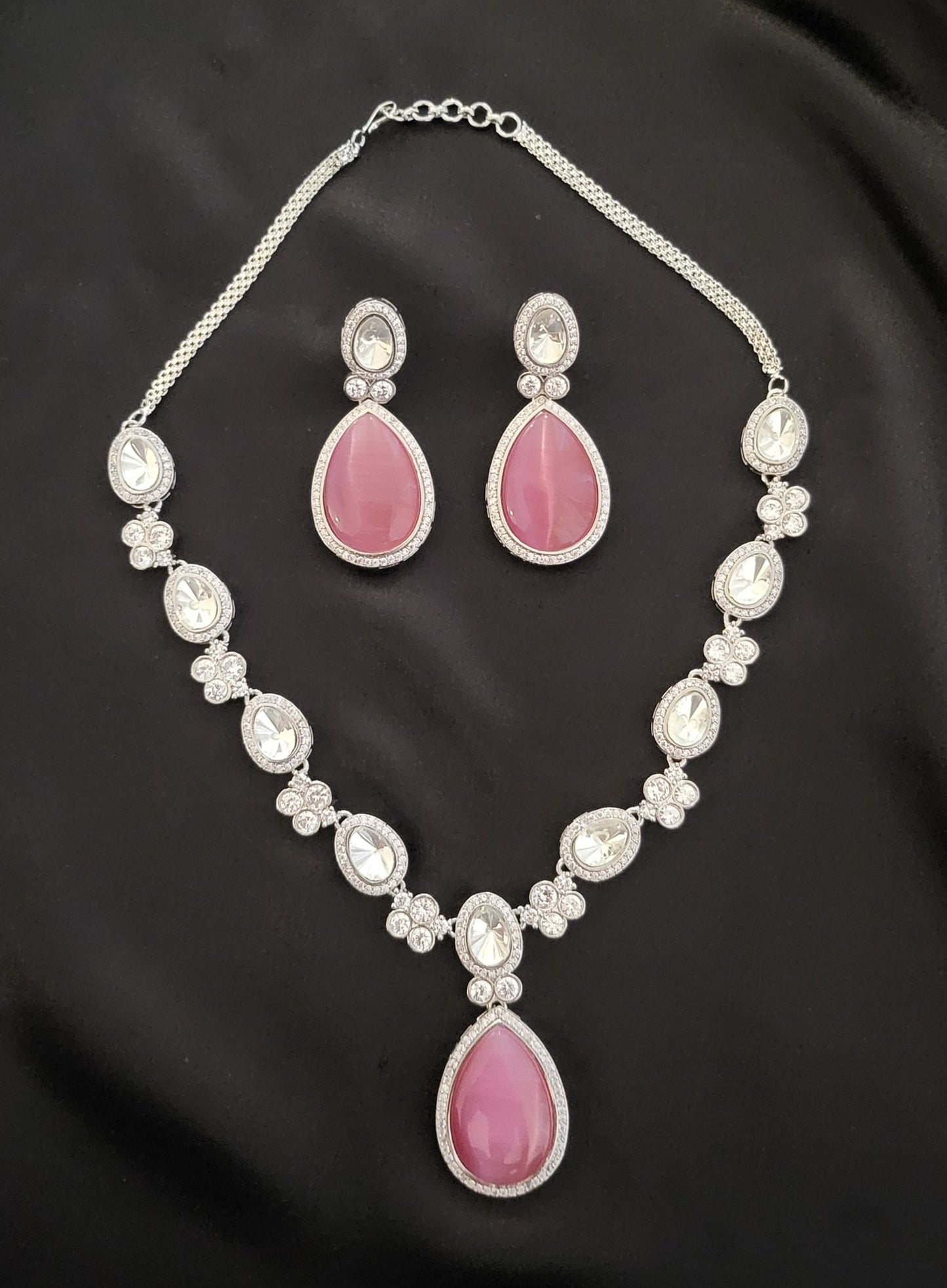 Carter Polki Necklace Set