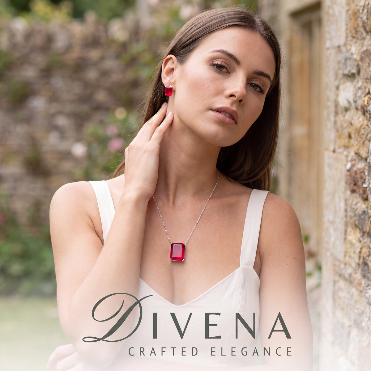 Pippa Doublet Stone Pendant Set