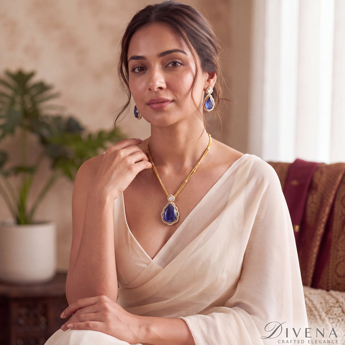 Claudia Doublet Pendant Set
