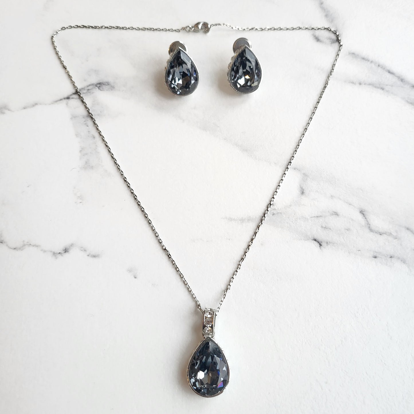 Tear Drop Crystal Pendant